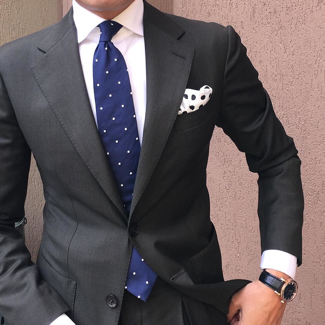 tieoftheday:  @danielre #green suit X #fefeglamour #accessories #danielresuits by