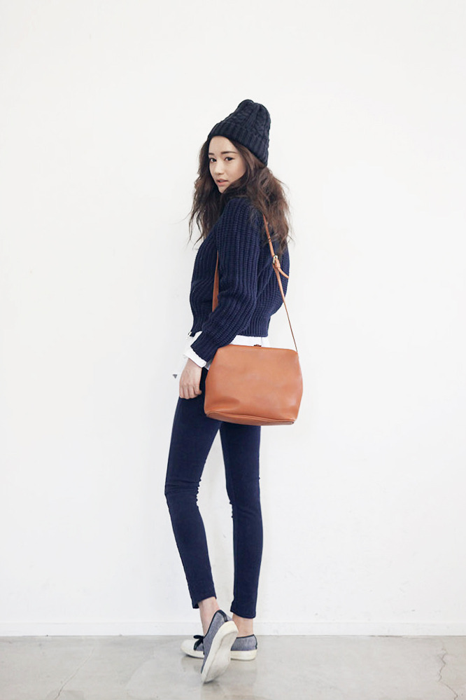 multiculturalmodels:  「Knit Shirt with Zippered Hems」 | Model: Park Sora (박소라)