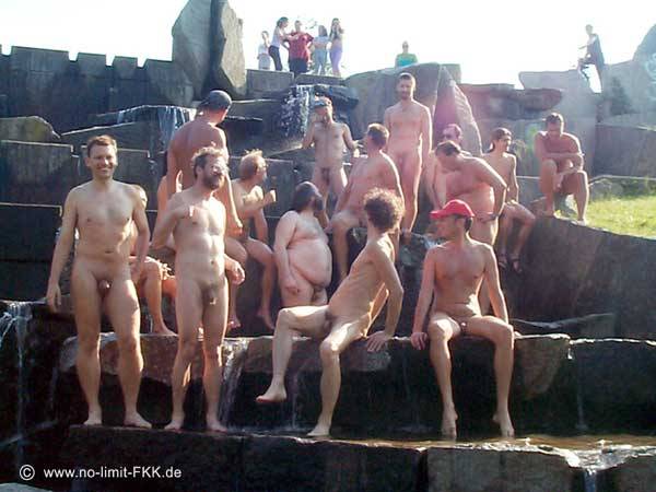 activenaturists:  where is this? I’d like to know about this group nakedriders: