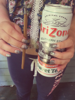 Indica-Illusions:  Indica-Illusions:  The Blunts Almost As Big As The Bottle Cannn