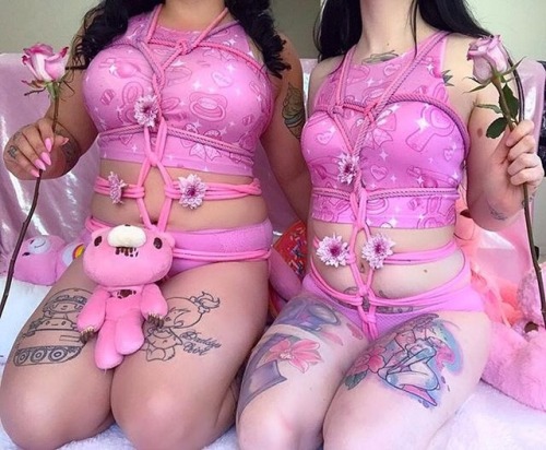 babygirl-blood: Rope bunny twinning with @krybaby666 🎀🌸💕🎀🌸💕🎀🌸💕🎀🌸💕  Rope from @candykinkstore and @ddlgworldshop 💕 Adorable crop tops by @_pastelpixie x @zombimeow 💕  ✨Do not remove my caption, self promote or