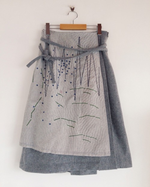 zazi 16aw “山のかけら、星の粒”sashiko wool wrap skirt /gray