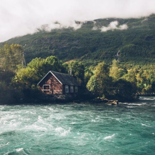 travelingpage:  Olden, Norway | Rob Sese photography 
