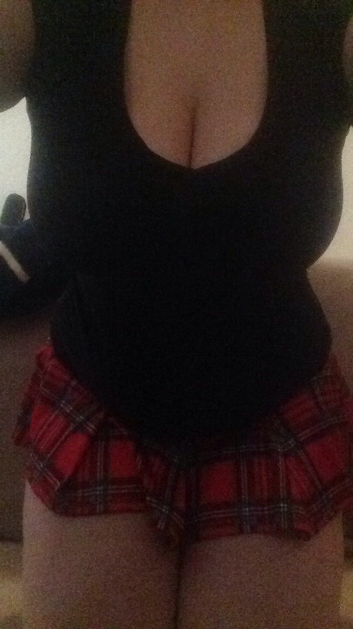 multitudeofsensualdesires:  Picture whore :P
