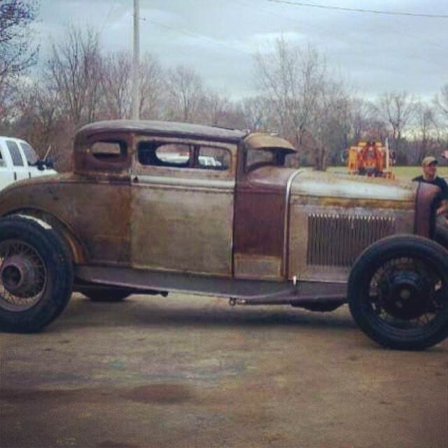 ymiruv:  #drive it, don’t #hide it - #classic #custom #oldschool #chopped #lowered