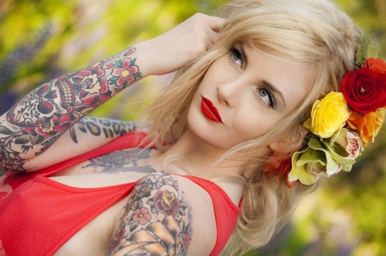 tattooedwomenarebeautiful:  Modèle: Cisse 