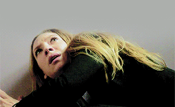 a-torv:  Positive Lady Characters Meme: Olivia Dunham + colors abound 