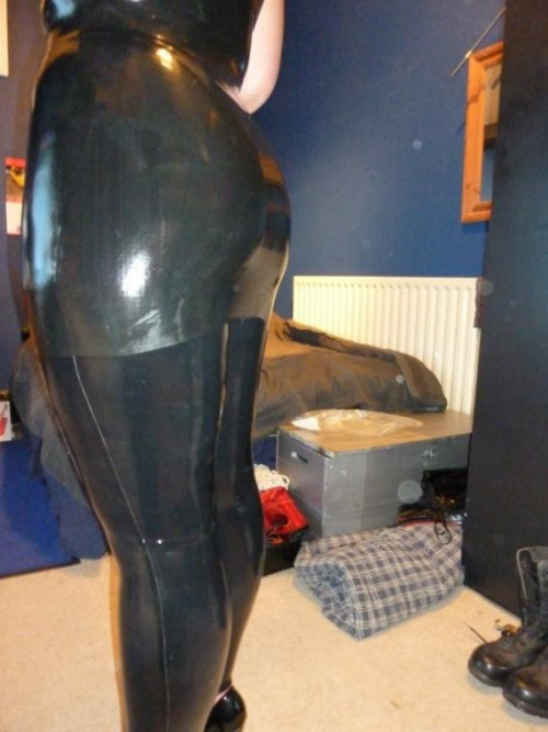 HOME KINK