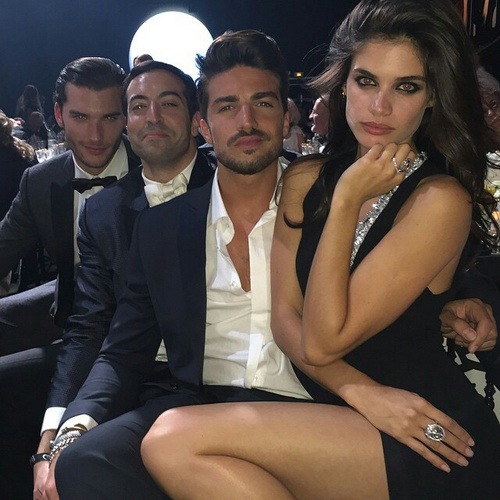 itslatingirl:    ♡  more here  ♡   
