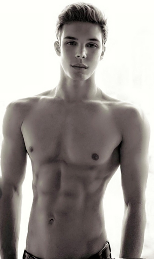 hot-males-world:  