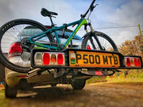 mtbcymru: Get those bikes loaded, it’s time for a pre-Easter ride!!!  _________________________ #Wal