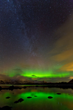 belovedgaia:  wowtastic-nature:  Auroras &amp; Milky Way by  Frank Olsen on 500px.com   - plants - nature -