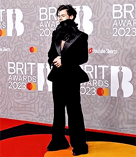 HARRY STYLESBRITS 2023 Outfit Appreciation