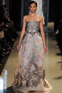 burbaie:  Elie Saab Haute Couture 2013