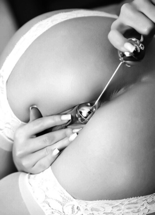 kinkycouple1409:  spicygirl45: Thanks for the present hubby. I’ll enjoy it very, very well 👅💦 By Spicy Girl 🌶  Fonte: @guilty-pleasures-desires  You’re welcome !!! My pleasure is to see you cum even if it is with some toys !!!😈😈😈