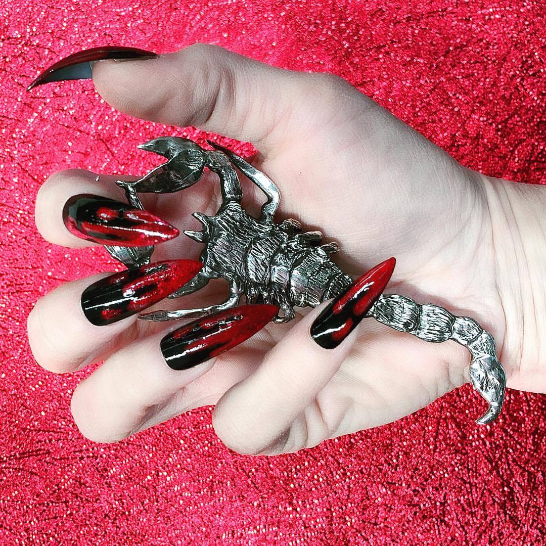 socialpsychopathblr:  Heart of Bone