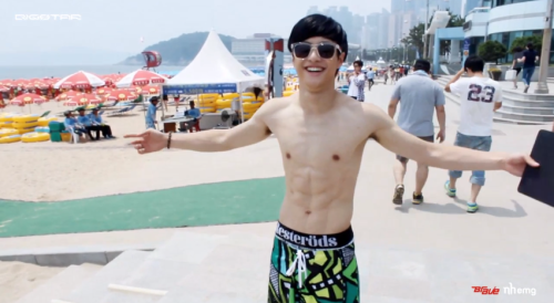 pervingonkpop:  Let me lick those amazing chocolate abs, fuckkk. I’ll pull those short right off with my teeth.