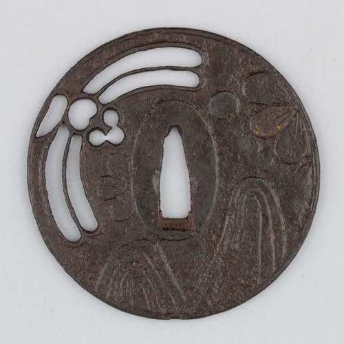 met-armsarmor:  Sword Guard (Tsuba), Arms and ArmorMedium: Iron, gold, copperThe Howard Mansfield Collection, Gift of Howard Mansfield, 1936 Metropolitan Museum of Art, New York, NYhttp://www.metmuseum.org/art/collection/search/29998