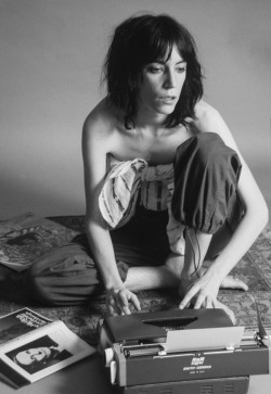 soundsof71:  Patti Smith, 1976, by Lynn Goldsmith.  “I don’t consider writing a quiet, closet act: I consider it a real physical act. When I’m home writing on a typewriter, I go crazy. I move like a monkey. I’ve wet myself. I’ve come in my