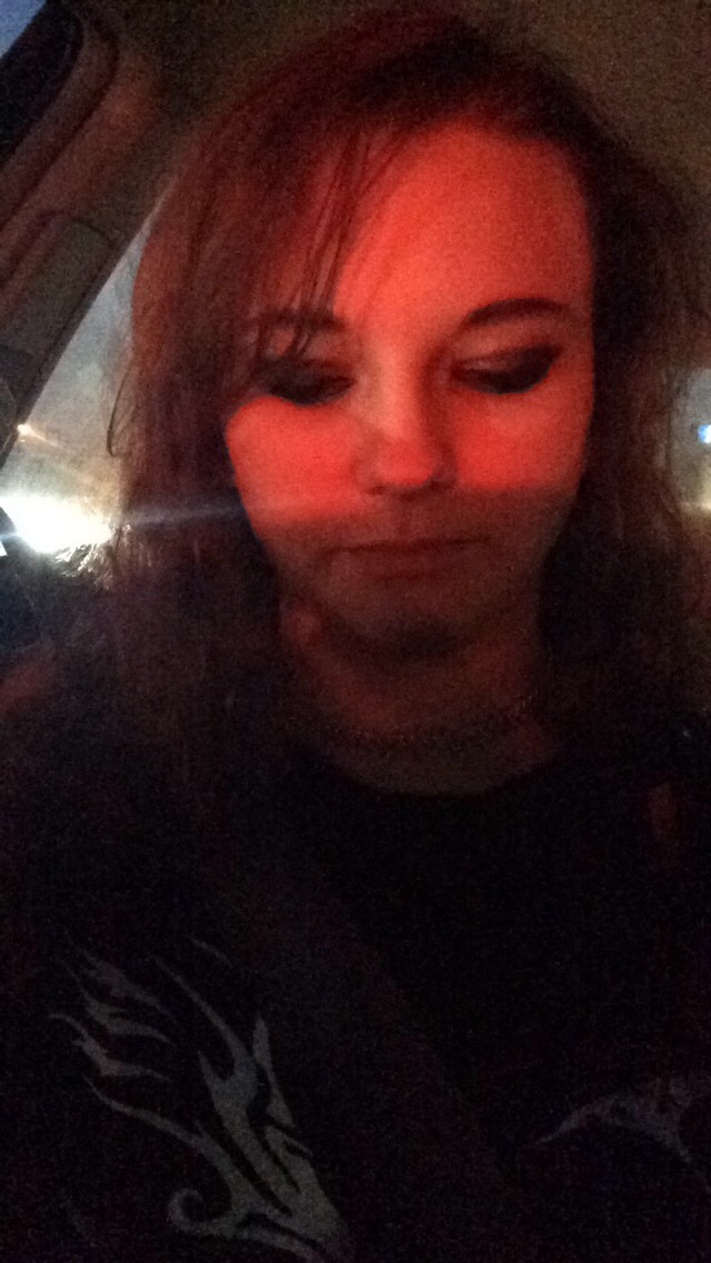 Accidentally taking really good selfies while snapchatting I&rsquo;m still sad