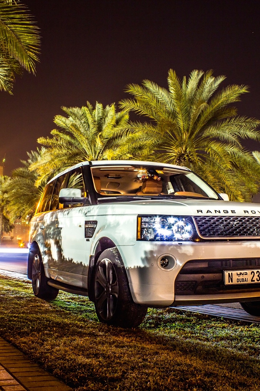 robert-dcosta:  Autobot || © || Instagram || Facebook || RD