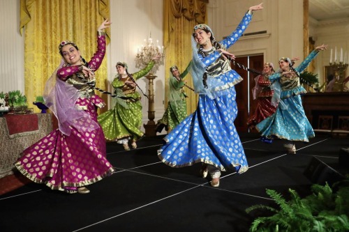 Azerbaijani Turk folk dance 
