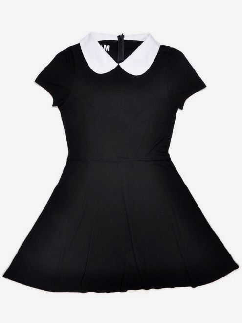 bombisbomb:  Wednesday Pentagram Dress £31.95