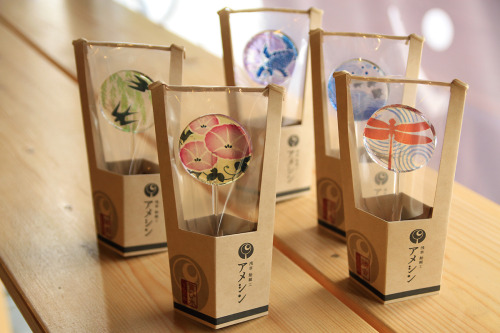 nenrinya: Uchiwa candy lollipops by Shinri Tezuka