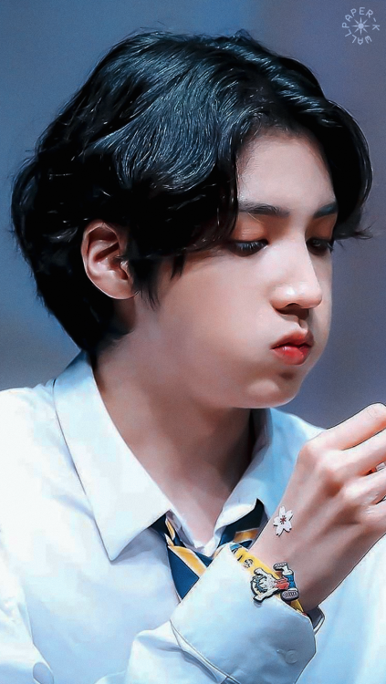 『WOOSEOK』saved? reblog or like© fantaken owners