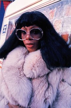 classicblkbeauties:Donna Summer…. Classic Black Beauty… if they ever decide to do a bio pic about Donna .. I think Kelly Rowland should play it…