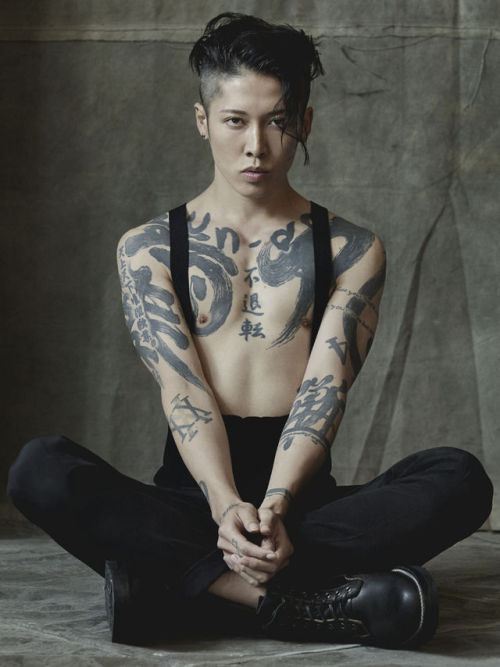 Sex miyavi-san:  Miyavi photo session for Interview pictures