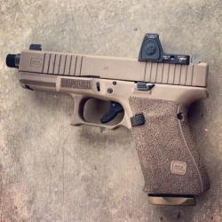 glockfanatics:  G23 converted to a 9mm with