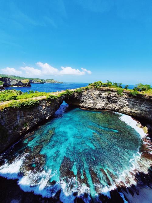 Nusa Penida, Bali Once in a life time chance to win an amazing Villa in Bali. IMXBeast - NFT Project