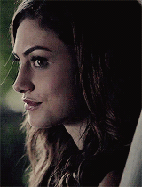 Rebekah & Hayley [The Originals] ; 1x02 - House of The Rising Son.Emma & Cleo [H2O: Just Add