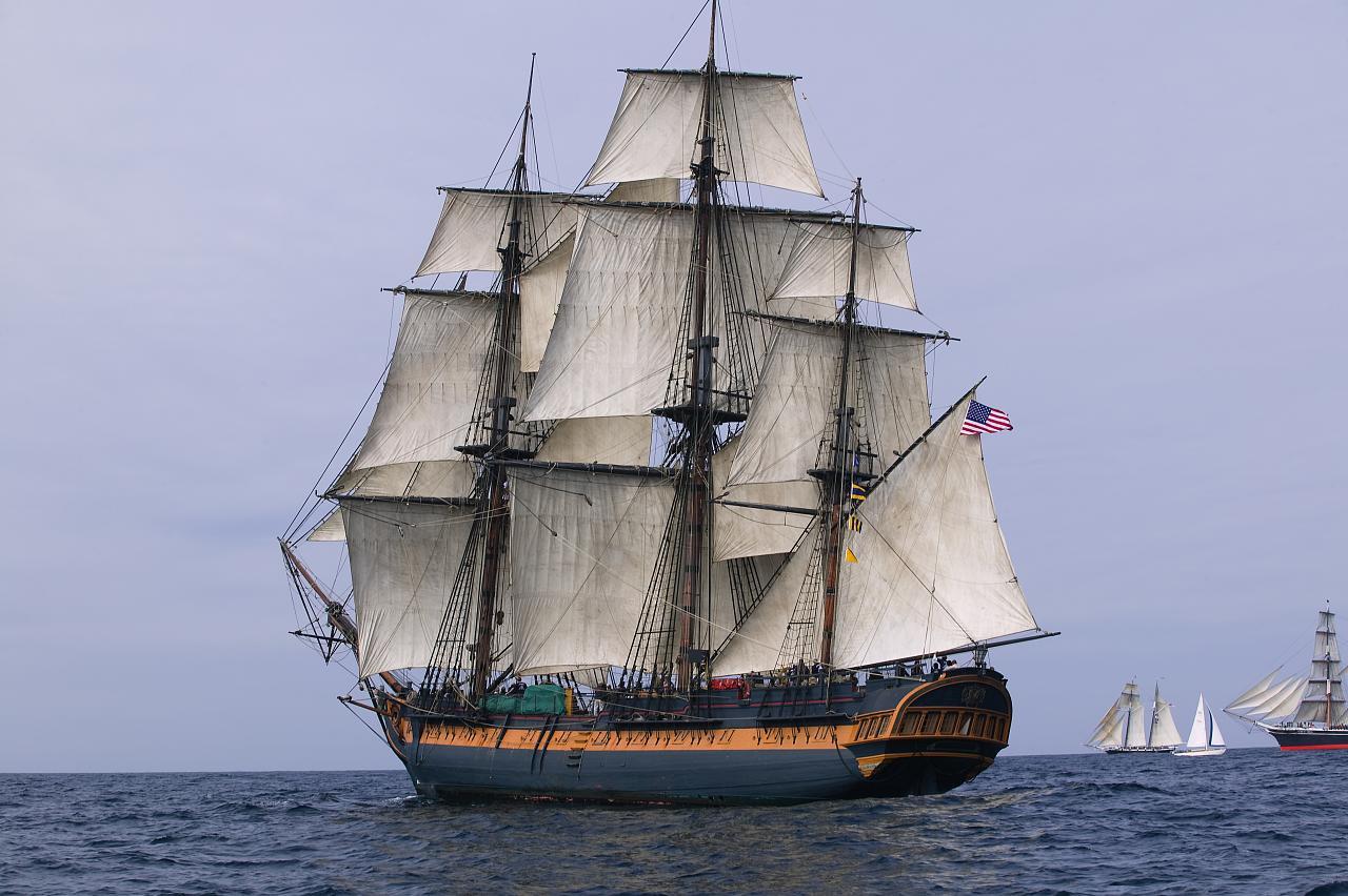 jade-cooper:  HMS Surprise (former HMS Rose), replica, built in 1970, sold to 20th