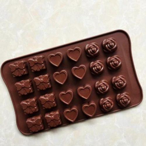hyokko:Heart Rose Cake Mold Silicone Bakeware Use “spring15off” for a discount on your purchase !