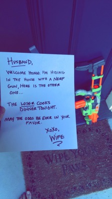 hard-workpaysoff:  thecookiemonsterhasthetardis:  This is beautiful   hahaha I want this marriage xD    Awesome!!!