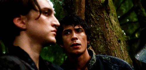 gifkru: john murphy in every episode » murphy’s law (1x04)  You wanna build a society, p