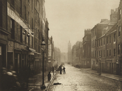 © Thomas Annan, 1868, High Street from College Open (Plate 3) Thomas Annan (1829–1887) st