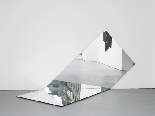 exasperated-viewer-on-air:Robert & Trix Haussmann - Spiegelobjekt Faltung 1, 2013mirrored glass 