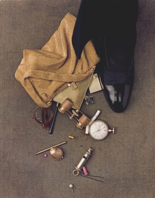 gabbigolightly:Theater Accident, New York, 1947 by Irving Penn