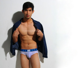 fashionbois:  (source: www.rddantes.com)