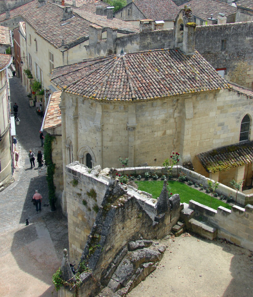 Chapelle de la Trinité, Saint-Émilion.