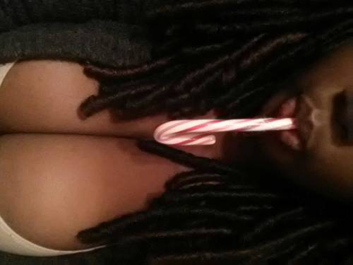 little-sub-123:  Candy cane selfie yay!
