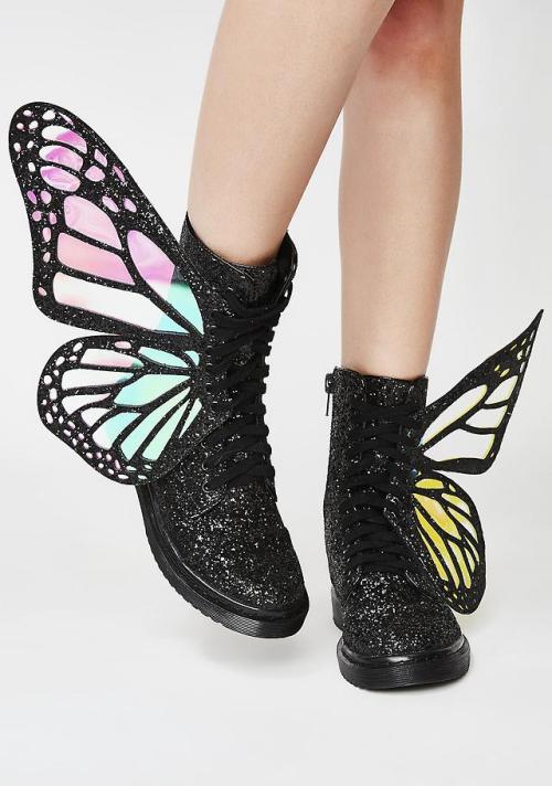 peachblushparlour: Metamorphic Glitter Boots