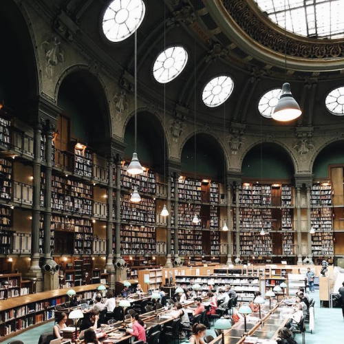 archatlas: The Beauty of Libraries Self-proclaimed “Instagram purist” Olivier Martel Sav