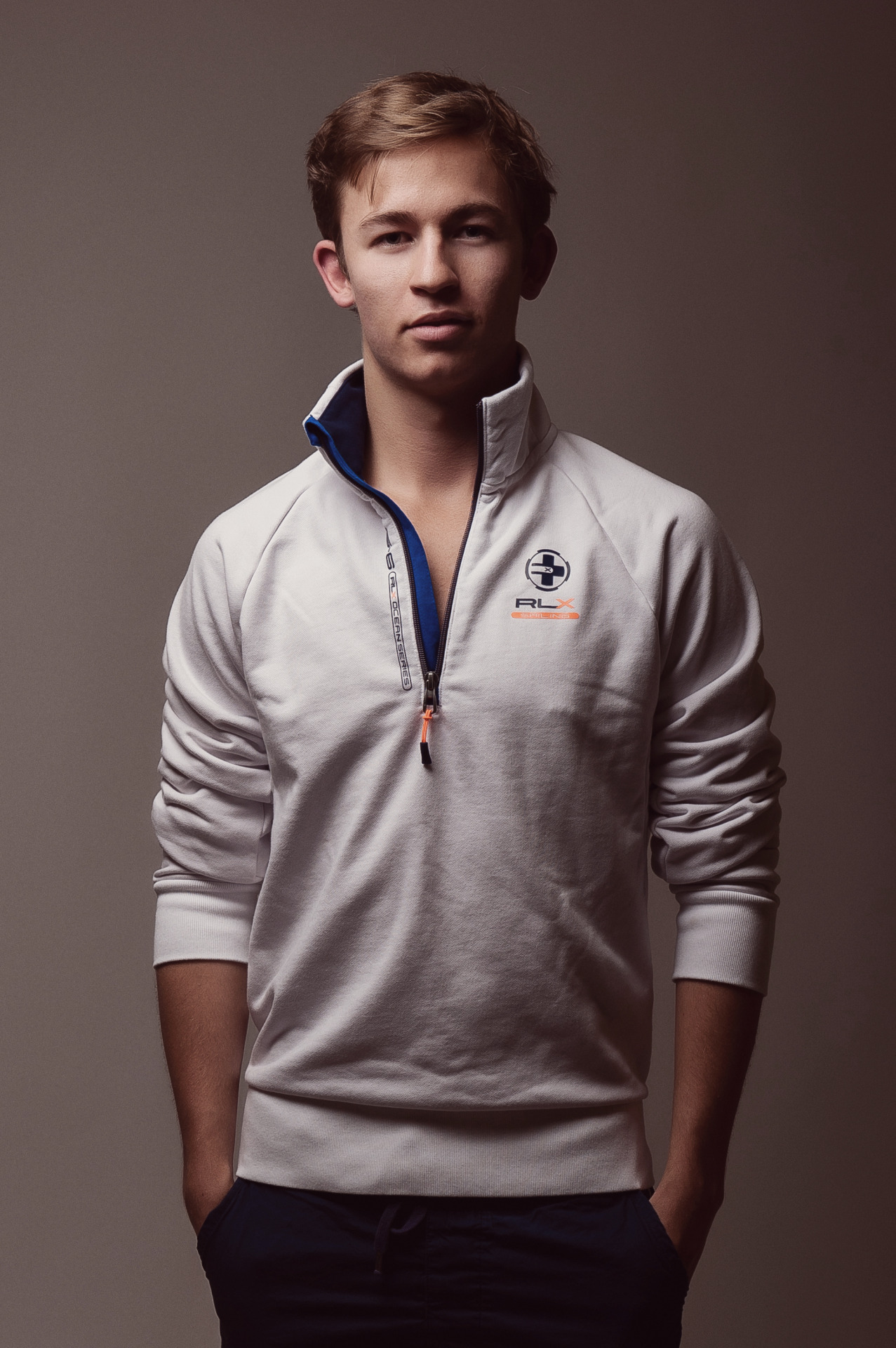 zacockenden:  http://www.adamjohnsphotography.co.uk/ 