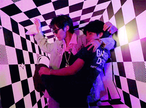 #bts Members Taking Photos With J-hope