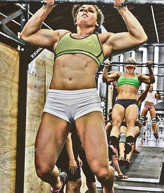 crossfitters:  Stacie Tovar. Battle of the Benchmarks