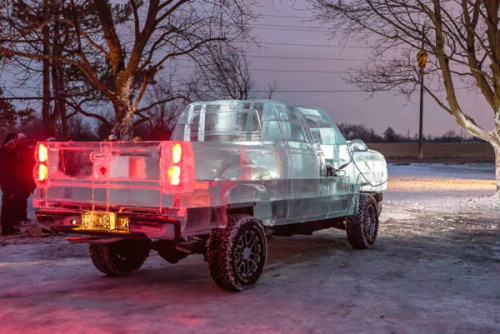 transientday:  jabberjack:  moonjellybeans:  bobbycaputo:  Fully Functional and Driveable Truck Made of Ice A Canadian ice sculpture company called Iceculture took on an incredible challenge recently. The result is pretty much unbelievable. Canadian